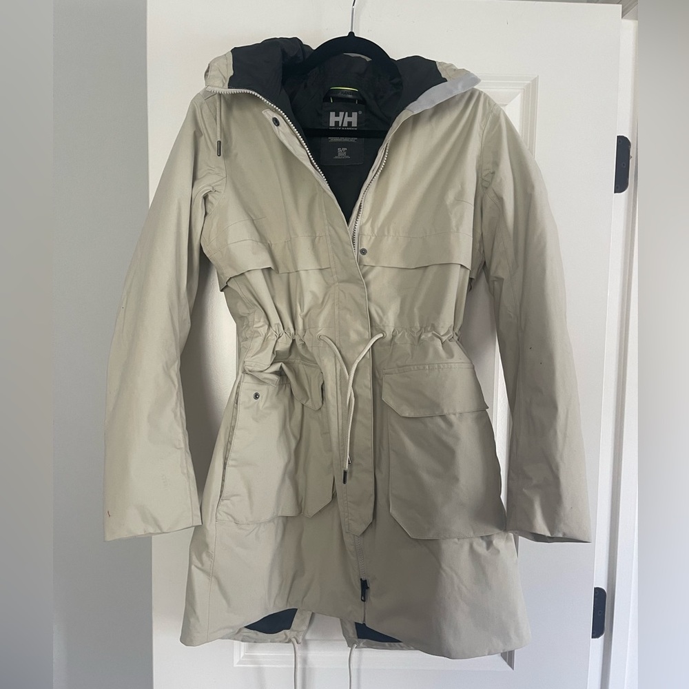 Helly Hansen - hooded, adjustable waist hiking jacket - nwot Sz s